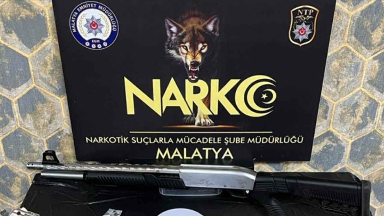 Malatya'da uyuşturucu operasyonunda 14 zanlı yakalandı