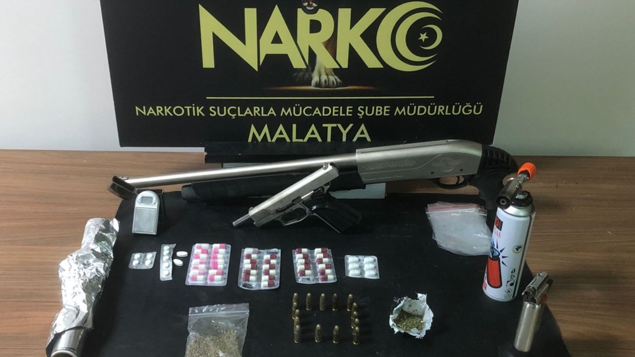 Malatya'da uyuşturucu operasyonlarında 4 zanlı tutuklandı