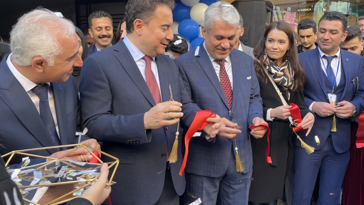 DEVA Partisi Genel Başkanı Babacan, Malatya'da basın toplantısında konuştu: