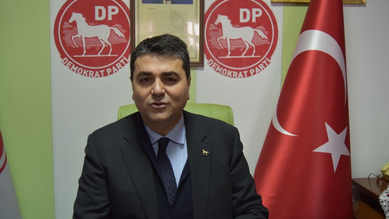 DP Genel Başkanı Uysal, partisinin Kars İl Kongresi'nde konuştu: