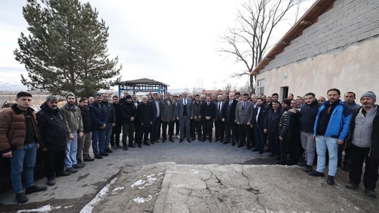 Erzurum'un Aziziye Belediyesi işçi maaşlarına yüzde 87 zam yaptı