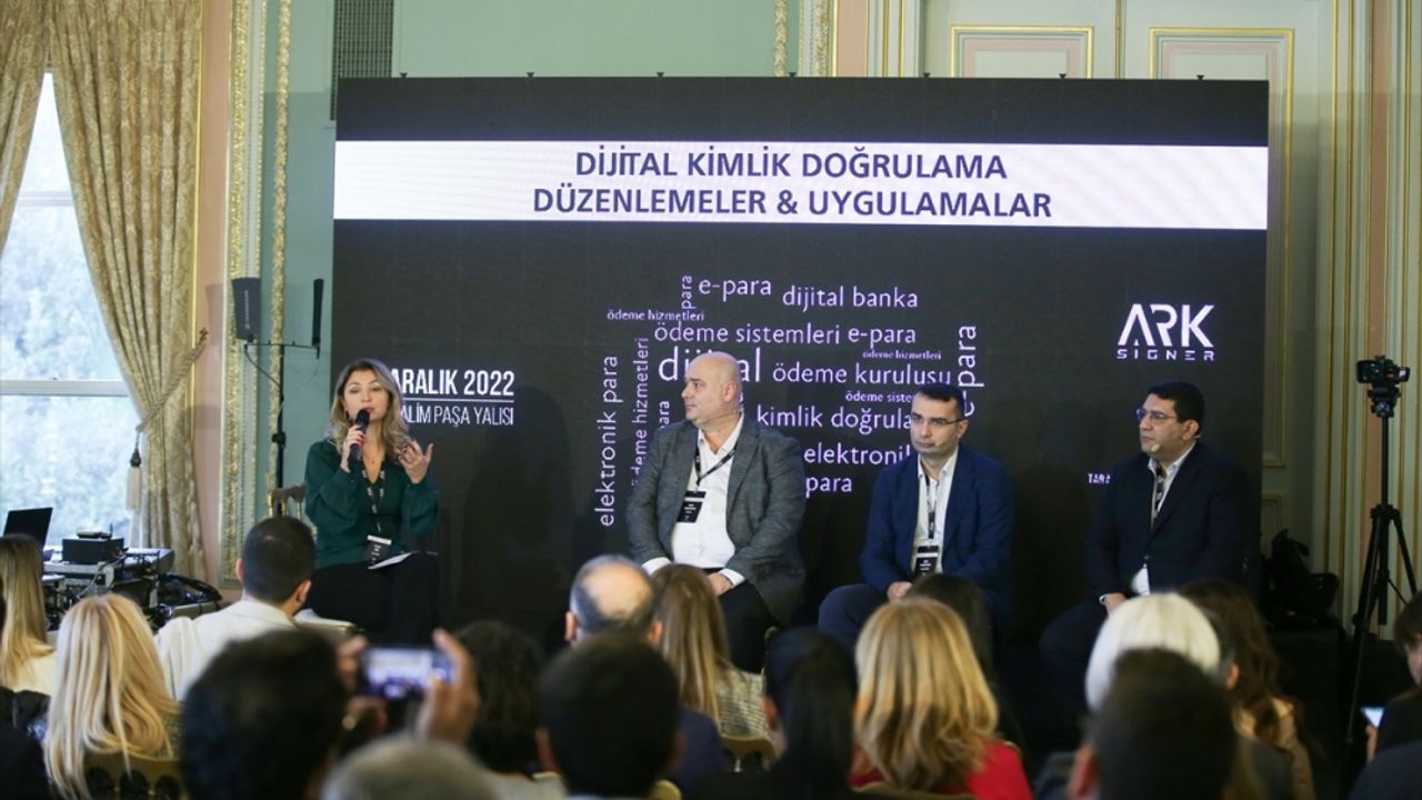 Türkiye, dijitalleşmede koşar adımlarla ilerliyor