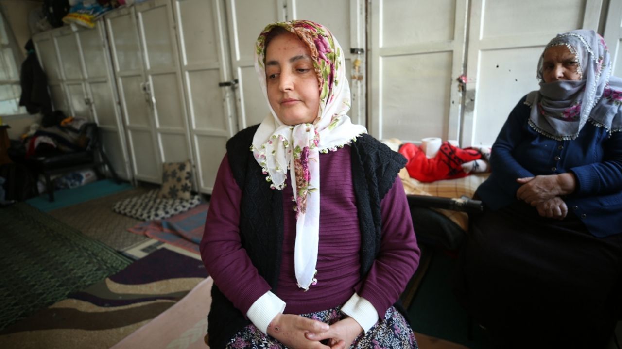 Malatyalı anne depremde kaybettiği üniversiteli kızının adının yaşatılmasını istiyor