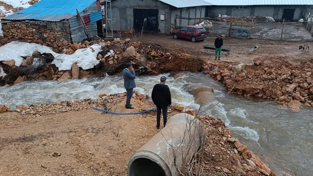 Milletvekili Saroğlu’ndan yağışlardan zarar gören köylerde inceleme