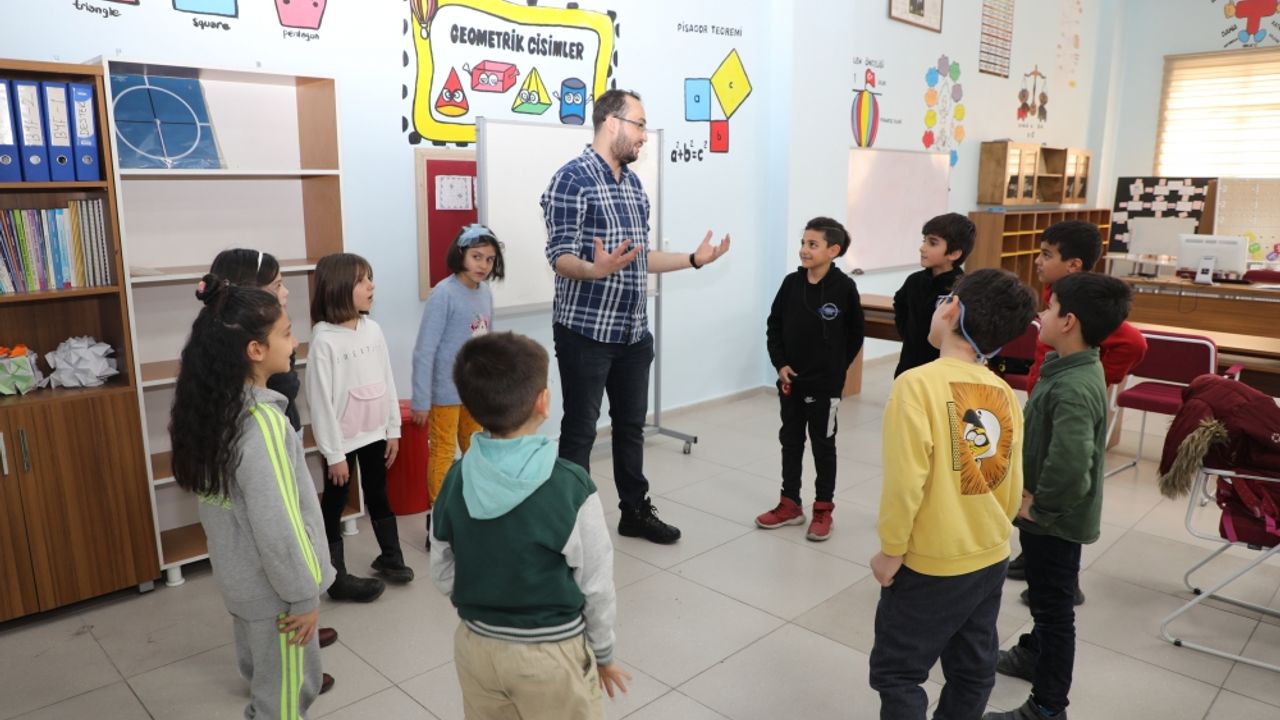Ağrı'da depremzede öğrencilere yönelik moral etkinlikleri düzenleniyor