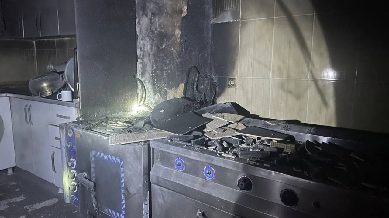 Ağrı'da kadın sığınma evinin mutfağında çıkan yangın söndürüldü