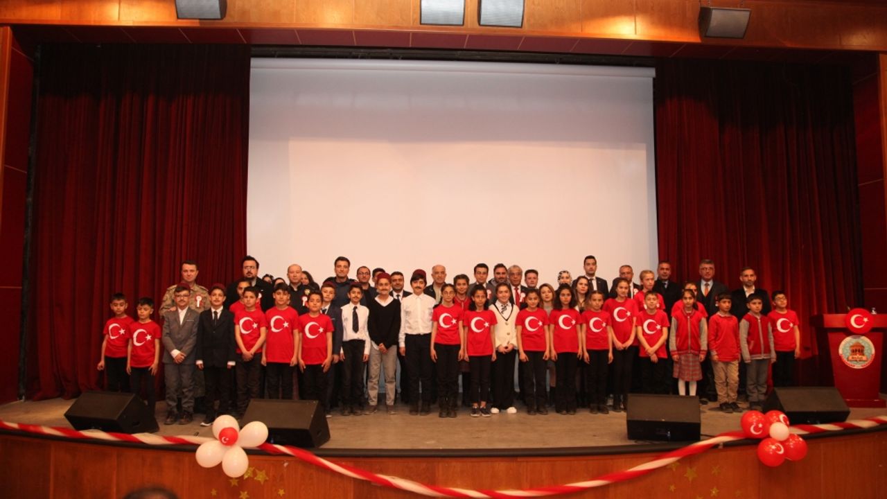 Ahlat'ta 12 Mart İstiklal Marşının Kabulü ve Mehmet Akif Ersoy'u Anma Günü kutlandı