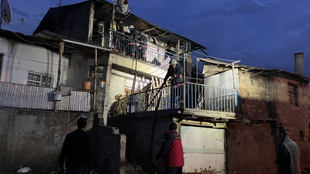 Elazığ'da mutfak tüpünün patlaması sonucu 1 kişi yaralandı