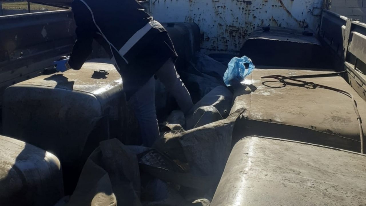Iğdır'da 6 ton kaçak akaryakıt ele geçirildi