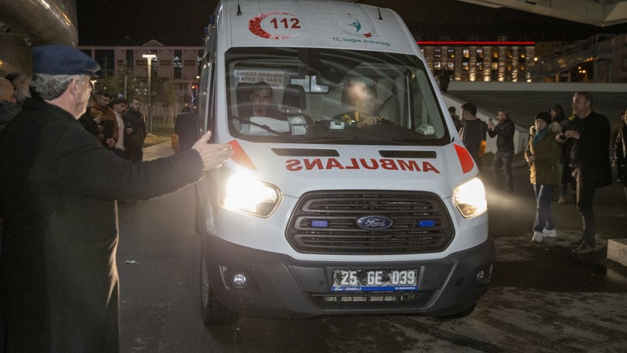 GÜNCELLEME - HDP Grup Başkanvekili Beştaş, Erzurum'da geçirdiği trafik kazasında yaralandı