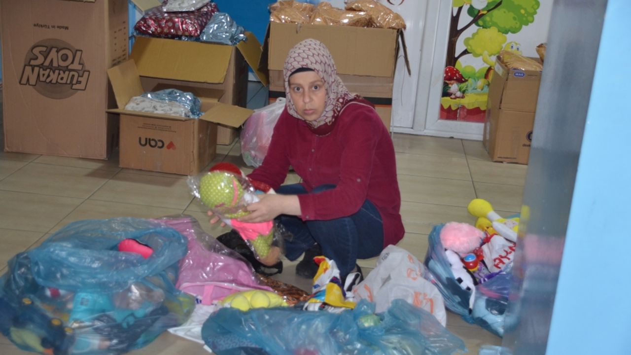 Muş'ta öğretmen ve öğrencilerin topladığı oyuncaklar depremzede çocuklara ulaştırılacak