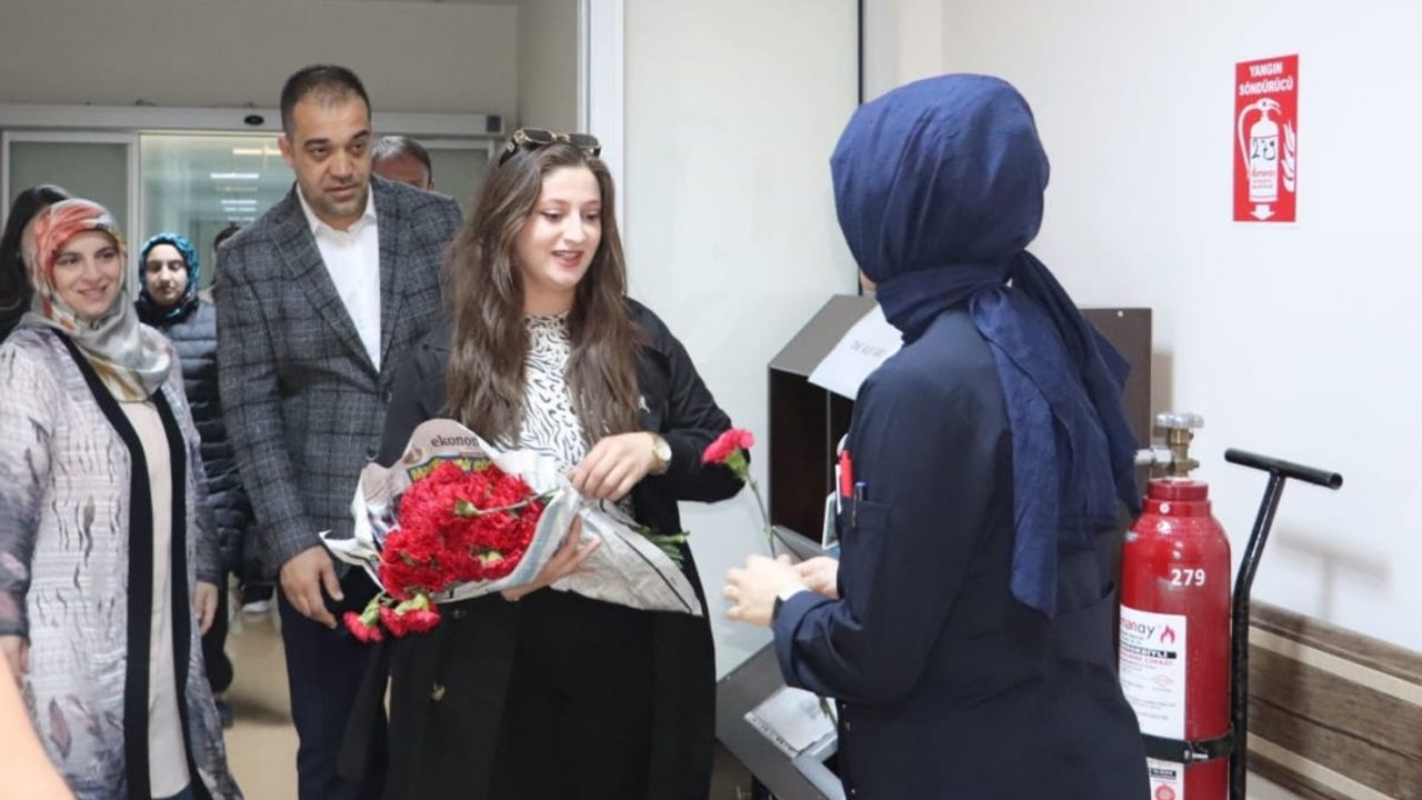 MHP heyetinden "12 Mayıs Dünya Hemşireler Günü" ve "Anneler Günü" ziyaretleri