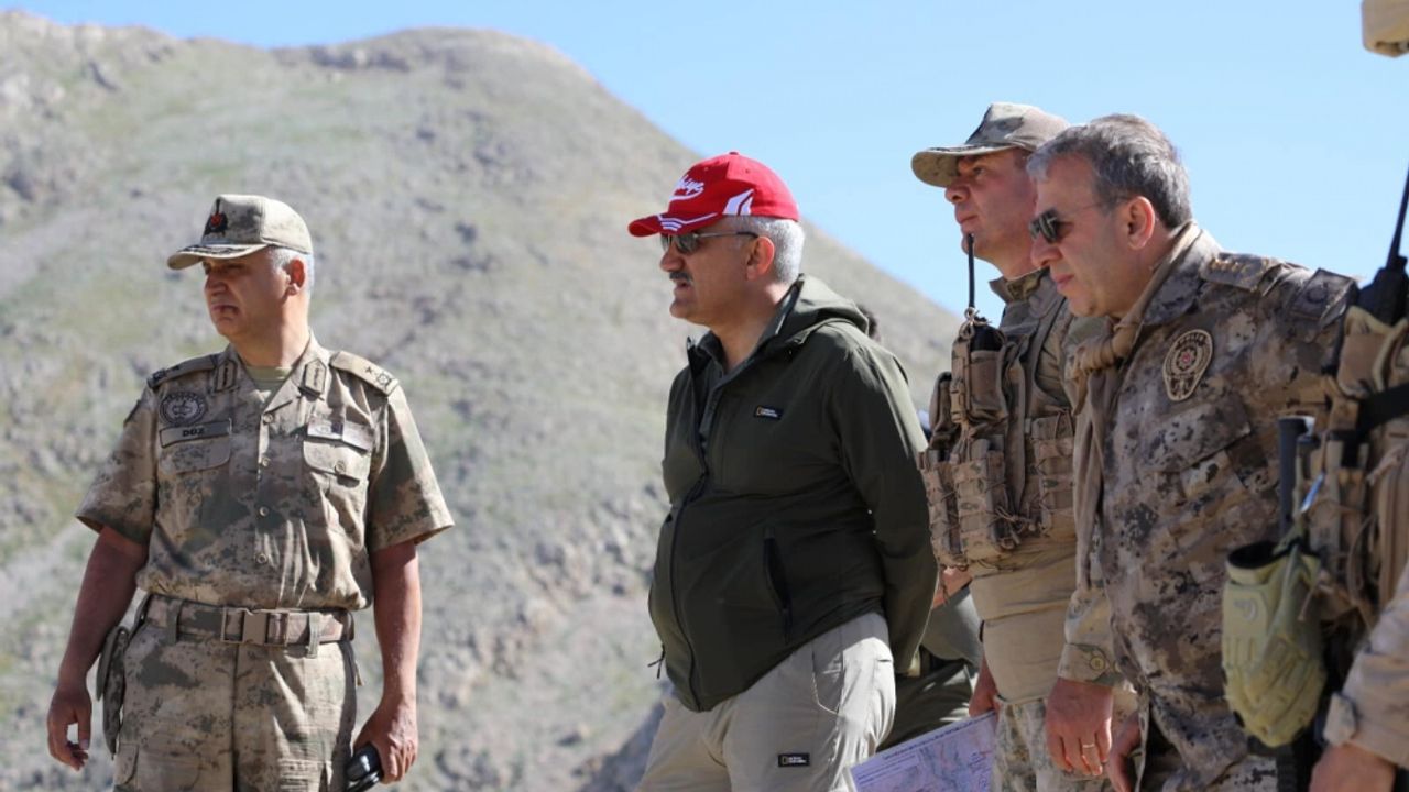 Erzincan Valisi Makas, operasyon bölgelerinde inceleme yaptı