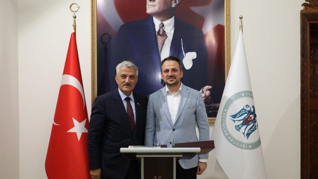 Gençlik ve Spor Bakan Yardımcısı Enes Eminoğlu, Erzincan’da ziyaretlerde bulundu