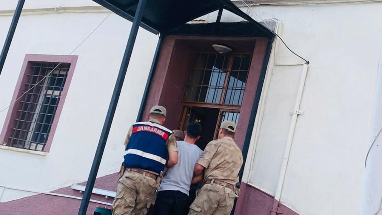 Erzurum'da göçmen kaçakçısı 4 zanlı tutuklandı