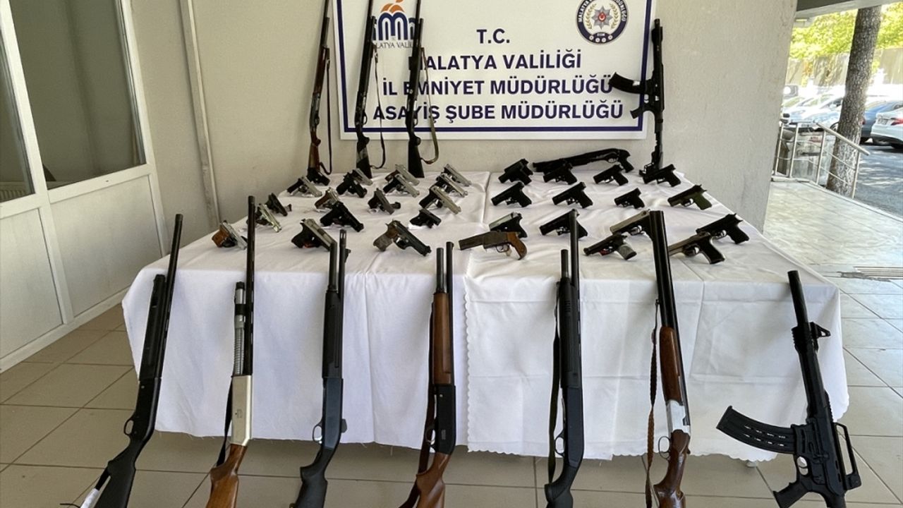 Malatya'da 12 tüfek, 35 tabanca ele geçirildi