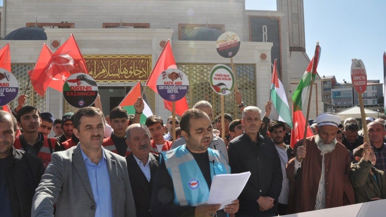 İsrail'in Filistin'e saldırıları Erzurum ve Kars'ta protesto edildi