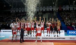 ANKARA - Spor Toto Şampiyonlar Kupası'nı kazanan Ziraat Bankkart, kupasını aldı