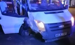 Malatya'da iki ayrı trafik kazasına 5 kişi yaralandı