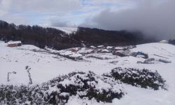 Amasya'nın yüksek kesimlerine kar yağdı