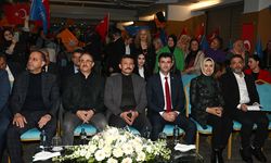İZMİR - AK Parti'li Dağ, İzmir'de üye katılım töreninde konuştu