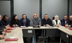 Bakanlar Ersoy ile Özer, Malatya'da depreme ilişkin açıklamalarda bulundu