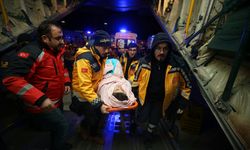 Malatya'da depremde yaralanan 41 kişi askeri uçaklarla İstanbul'a gönderildi