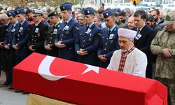 ERZİNCAN - İzmir'de trafik kazasında ölen astsubayın cenazesi Erzincan'da toprağa verildi