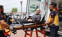 Erzurum ve Kars'ta hastalar oy kullanmaya ambulansla gitti