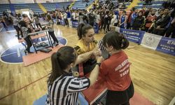 Okul Sporları Bilek Güreşi Gençler Türkiye Şampiyonası, Erzurum'da başladı