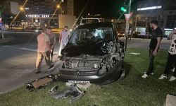 Elazığ'da otomobil ile hafif ticari aracın çarpıştığı kazada hasar oluştu