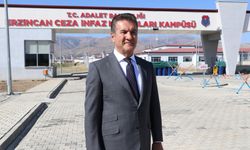 CHP Erzincan Milletvekili Sarıgül, cezaevi önünde af çağrısını yineledi