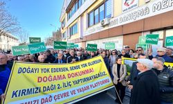 Katı Atık Tesisi’ne karşı yüzlerce köylü belediyeye yürüdü