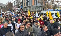 Dersim’de kamu emekçileri meydanlara indi: Sefalet zammını kabul etmiyoruz!