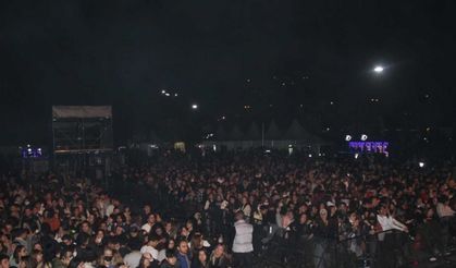 Kozlu Müzik Festivali başladı, ünlü isimler geceyi ısıttı