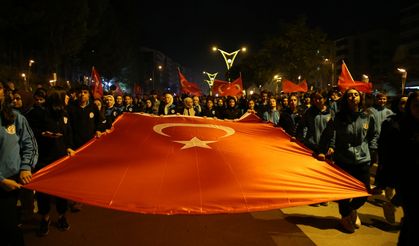 Muş ve Bitlis "Fener Alayı Yürüyüşü" düzenlendi