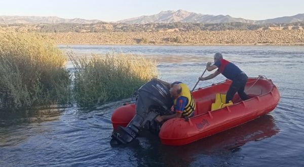 Bingöl'de Murat Nehri'nde mahsur kalan kişi kurtarıldı