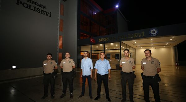 MERSİN - Polisevi saldırısında teröristlerle çatışan ekipler yaşadıklarını anlattı