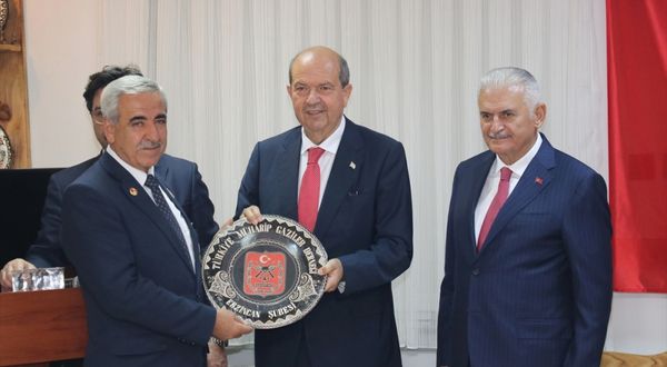 KKTC Cumhurbaşkanı Tatar ve AK Parti Genel Başkanvekili Yıldırım, Erzincan'da Kıbrıs gazileriyle buluştu: