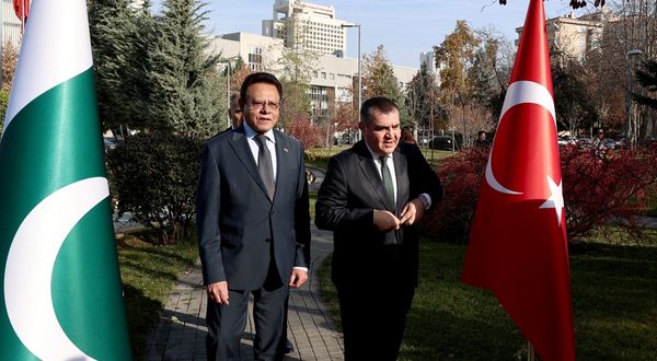 ANKARA - AB Başkanı Kaymakcı: "AB ve NATO'nun sınırları Türkiye'nin güney sınırlarıdır"
