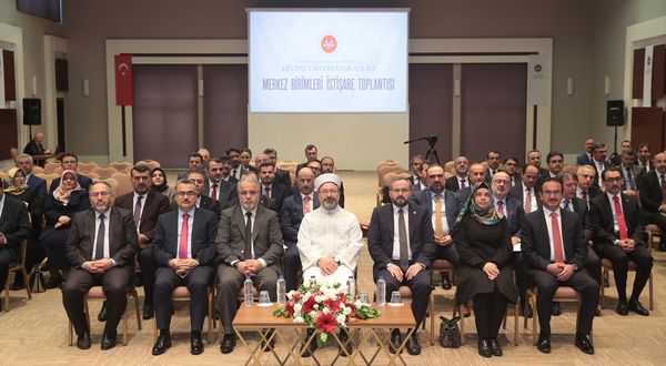 ANTALYA - Diyanet İşleri Başkanı Erbaş, Merkez Birimleri İstişare Toplantısı'nda konuştu