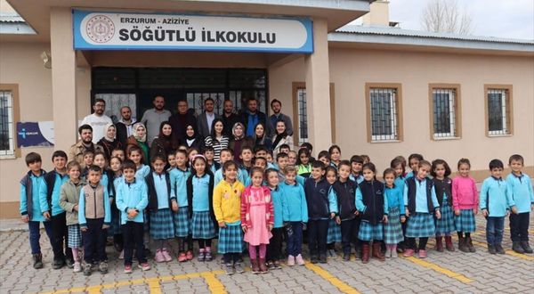 Bilim Erzurum'dan Öğretmenler Günü kutlaması