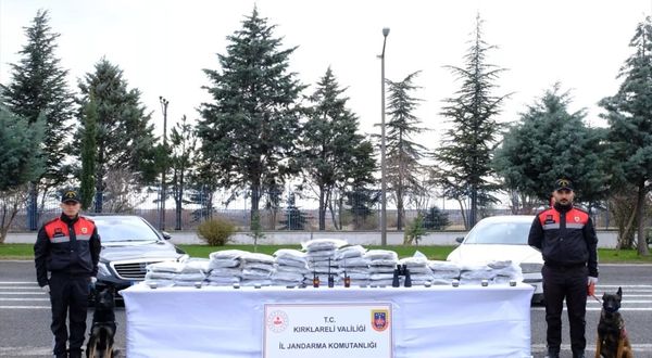 UŞAK - Bakan Kasapoğlu, Uşak'ta açılış ve temel atma törenlerine katıldı