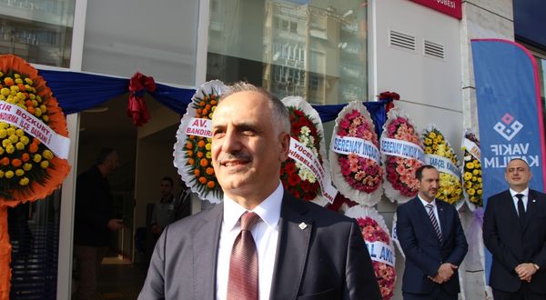 Vakıf Katılım 154'üncü şubesini Bandırma'da açtı