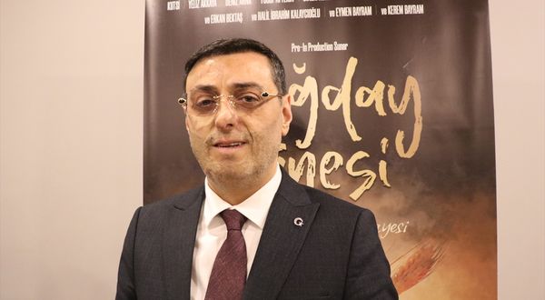 ERZİNCAN - Engelli Milletvekili Bayram, hayatının anlatıldığı "Buğday Tanesi" filmini hemşehrileriyle izledi