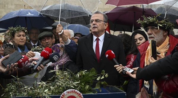 TBMM - CHP ve HDP milletvekilleri, Meclis'te zeytin üreticileriyle basın toplantısı düzenledi