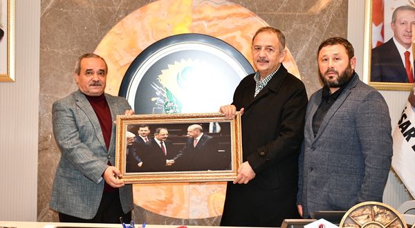 AFYONKARAHİSAR - AK Parti'li Özhaseki, İscehisar Belediyesini ziyaret etti