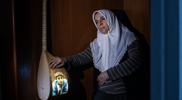 DİYARBAKIR - AA'nın "Diyarbakır Anneleri İçin Zamanın Durduğu An" fotoğraf sergisi açıldı (2)