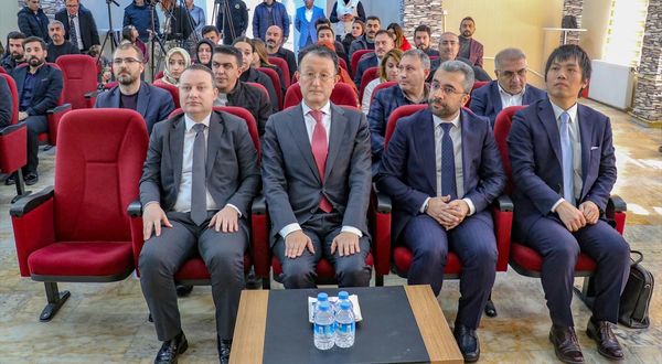 VAN - Japonya'dan Van'ın Edremit Belediyesine arama kurtarma aracı desteği