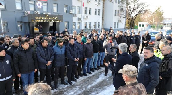 Erzincan'dan deprem bölgesine polis ekipleri gönderildi